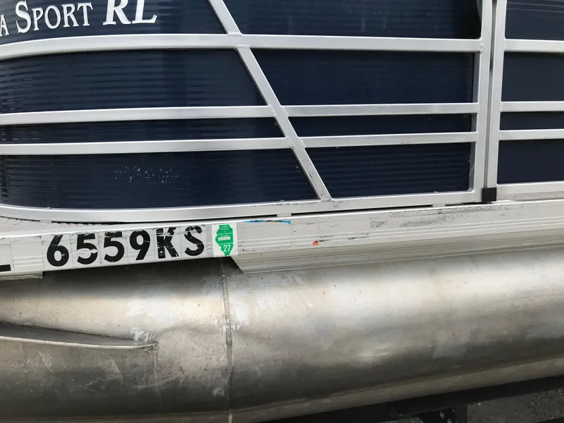 Slide: The Image of 2015 Palm Beach Ultra Sport 220 pontoon boat with registration number 6559KS. - 7