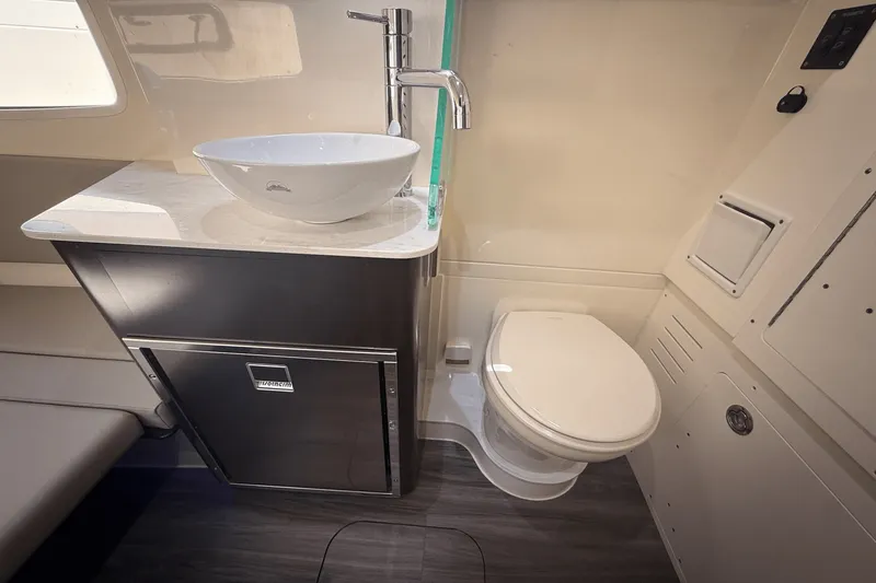 Slide: The Image of Scout 355 LXF 2024 - 54