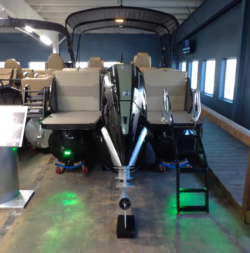 Slide: The Image of Veranda VR265RCP 2026 - 2