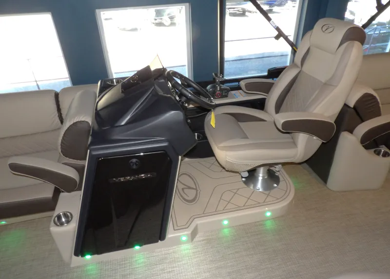 Slide: The Image of Veranda VR265RCP 2026 - 9