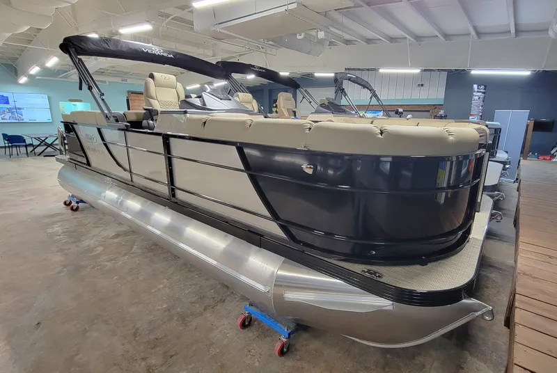 Slide: The Image of Veranda VR22RCP 2026 - 18