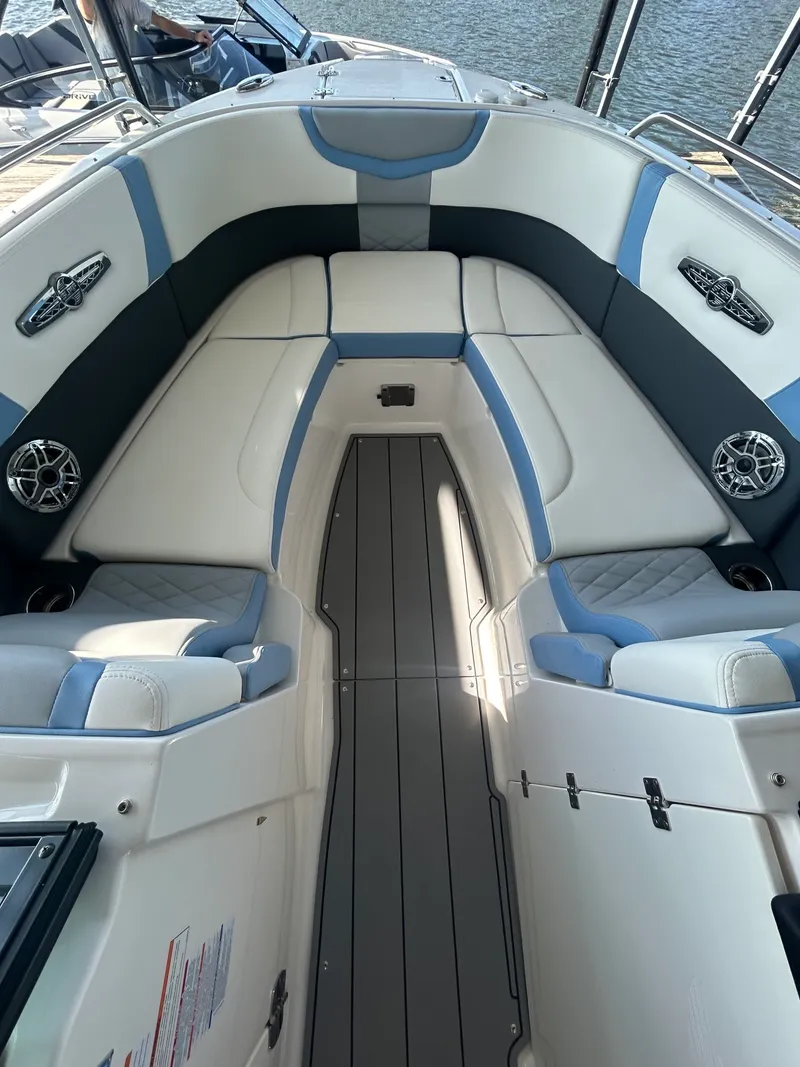 Slide: The Image of Chaparral 28 Surf 2023 - 10