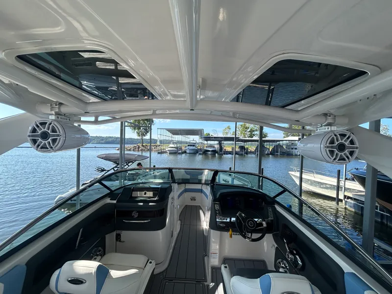 Slide: The Image of Chaparral 28 Surf 2023 - 5