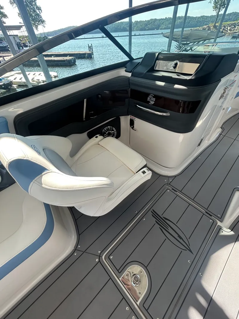 Slide: The Image of Chaparral 28 Surf 2023 - 8