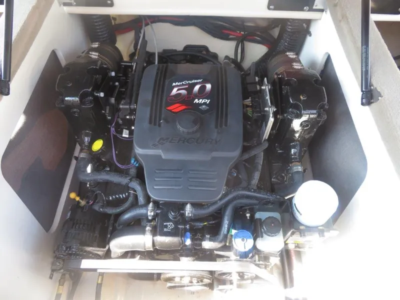 Slide: The Image of Engine compartment of a 2006 Sea Ray 205 Sport with MerCruiser 5.0 MPI engine. - 8