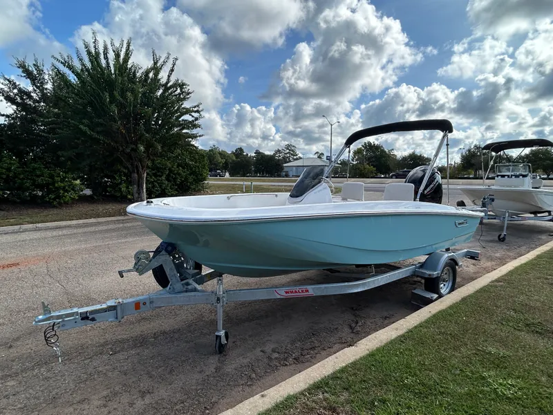 Slide: The Image of Boston Whaler 160 Super Sport 2026 - 2