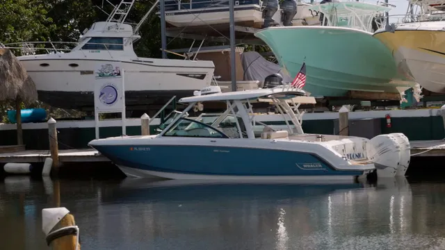 The Image of Boston Whaler 320 Vantage 2023 - undefined