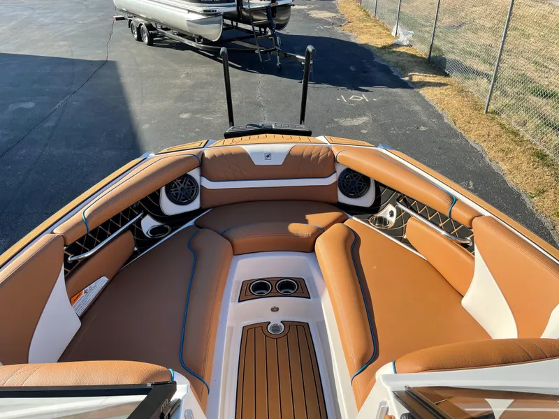 Slide: The Image of Interior of a 2021 Nautique Super Air Nautique GS24 boat. - 7