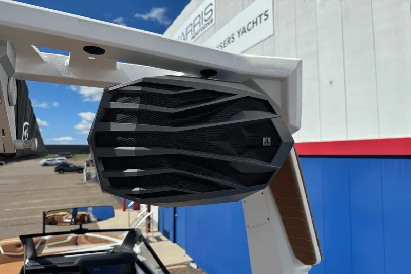 Slide: The Image of Nautique G23SUPER AIR 2026 - 18