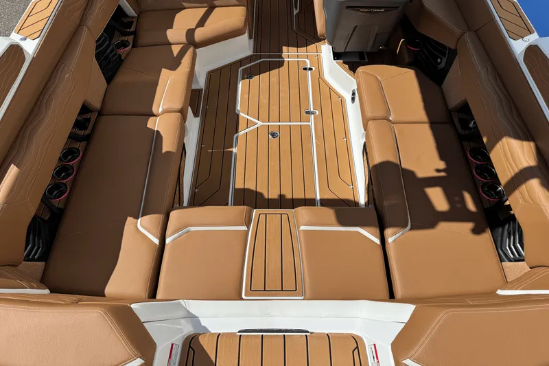 Slide: The Image of Nautique G23SUPER AIR 2026 - 21