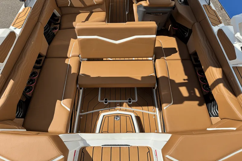 Slide: The Image of Nautique G23SUPER AIR 2026 - 23