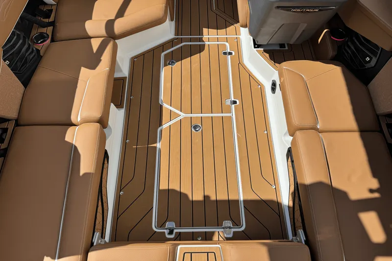 Slide: The Image of Nautique G23SUPER AIR 2026 - 25