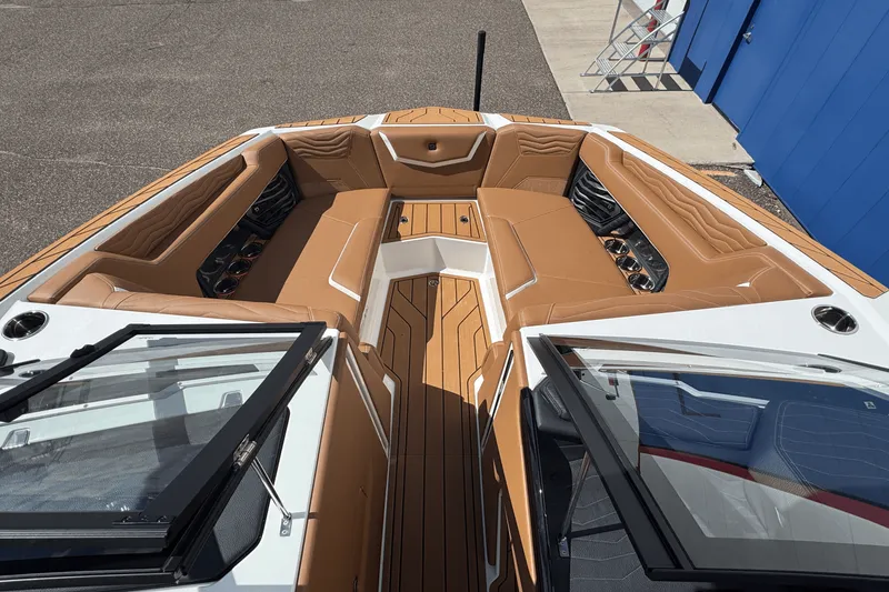 Slide: The Image of Nautique G23SUPER AIR 2026 - 53
