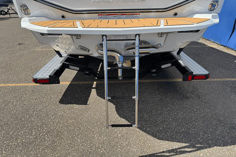 Slide: The Image of Nautique G23SUPER AIR 2026 - 6