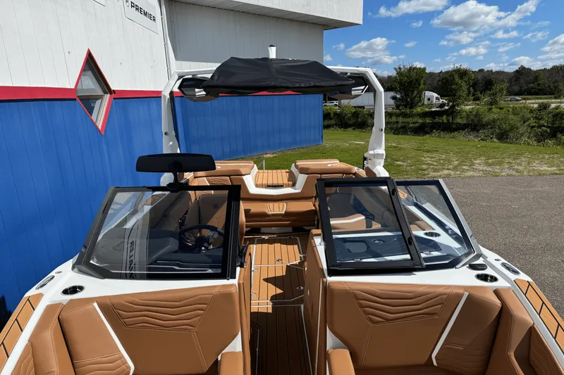 Slide: The Image of Nautique G23SUPER AIR 2026 - 61