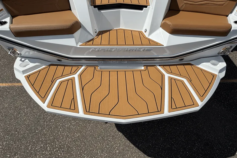 Slide: The Image of Nautique G23SUPER AIR 2026 - 7