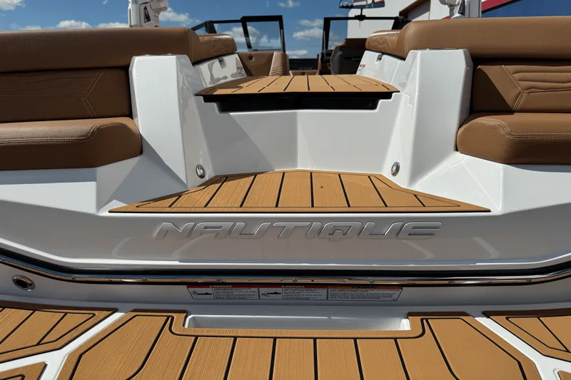 Slide: The Image of Nautique G23SUPER AIR 2026 - 8