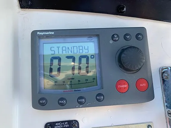 Slide: The Image of Raymarine autopilot display on 1991 Hatteras 40 Motor Yacht showing 070 degrees. - 27