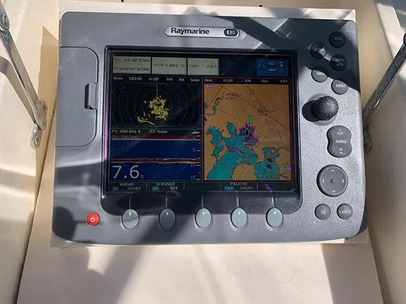 Slide: The Image of Raymarine E80 navigation system on a 1991 Hatteras 40 Motor Yacht. - 28