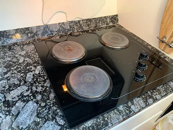 Slide: The Image of Hatteras 40 Motor Yacht 1991 - 56