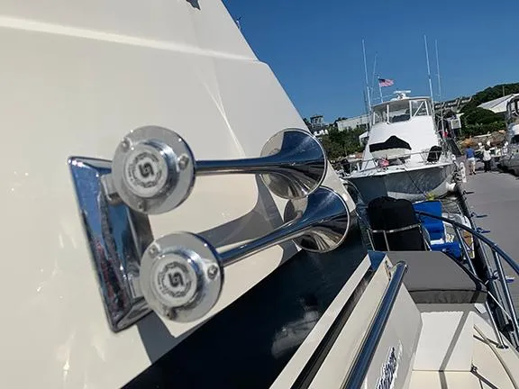 Slide: The Image of Hatteras 40 Motor Yacht 1991 - 64