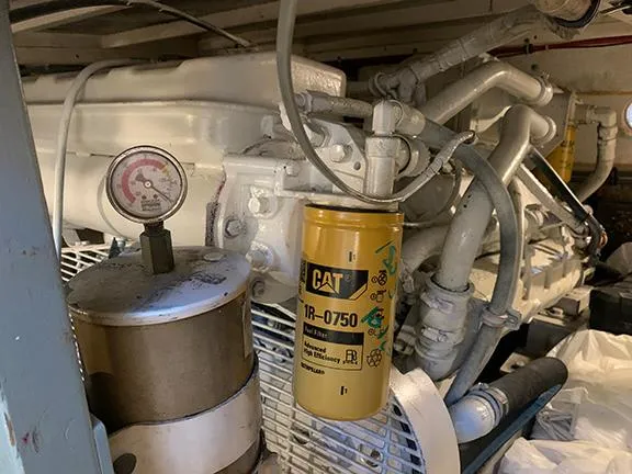 Slide: The Image of Hatteras 40 Motor Yacht 1991 - 75