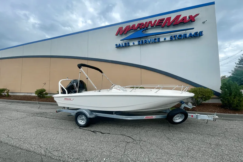 Slide: The Image of Boston Whaler 160 Super Sport 2026 - 1