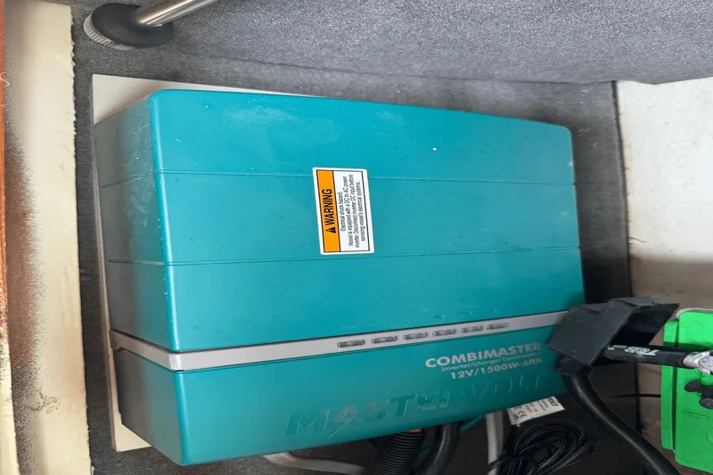 Slide: The Image of Sea Ray 290 SDX OB 2023 - 19