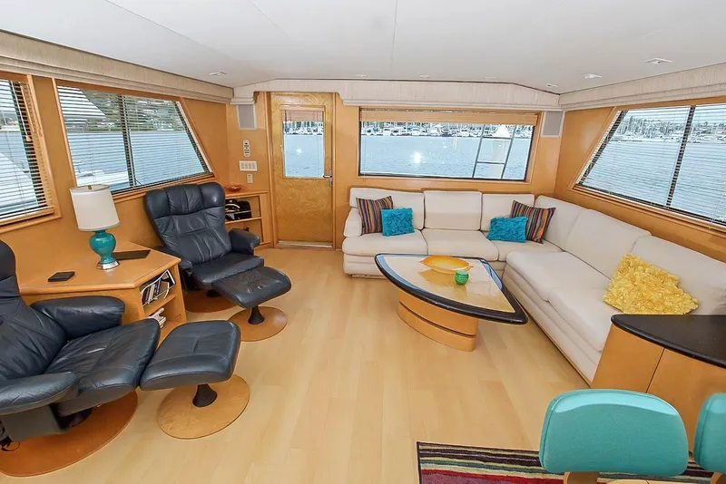 Slide: The Image of Hatteras Cockpit Motor Yacht 1993 - 5