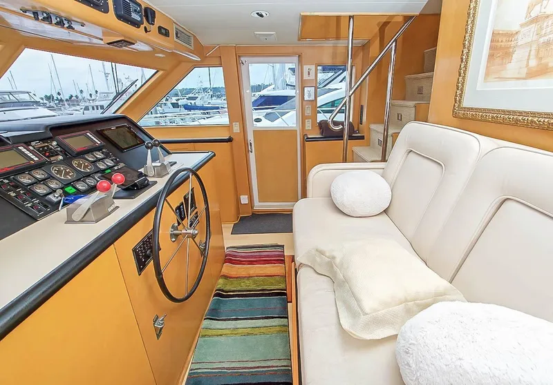 Slide: The Image of Hatteras Cockpit Motor Yacht 1993 - 20