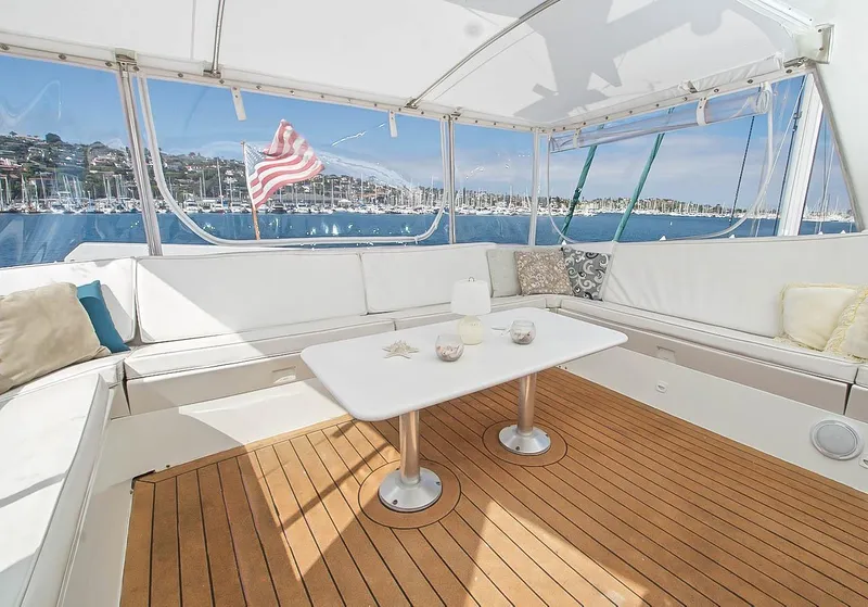 Slide: The Image of Hatteras Cockpit Motor Yacht 1993 - 42