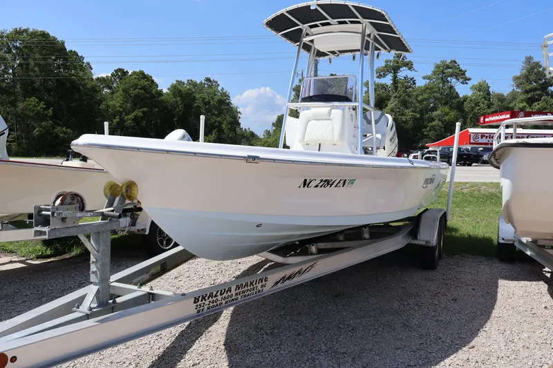 The Image of Blue Wave 2300 Pure Bay 2019 - 1