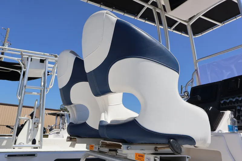 Slide: The Image of Blue Wave 2300 Pure Bay 2019 - 16