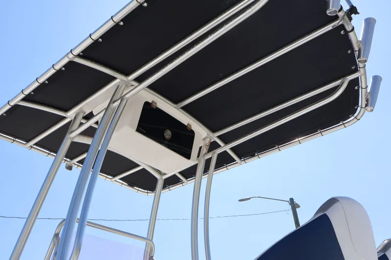 Slide: The Image of Blue Wave 2300 Pure Bay 2019 - 7