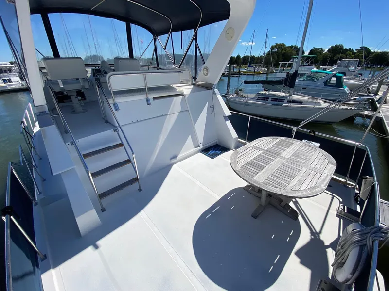 Slide: The Image of Ocean Alexander 390 - 10