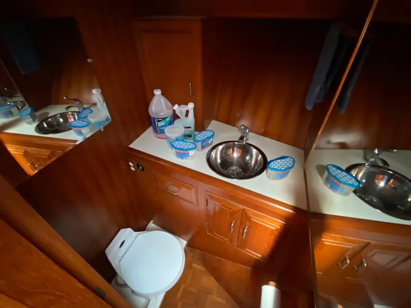 Slide: The Image of Ocean Alexander 390 - 24