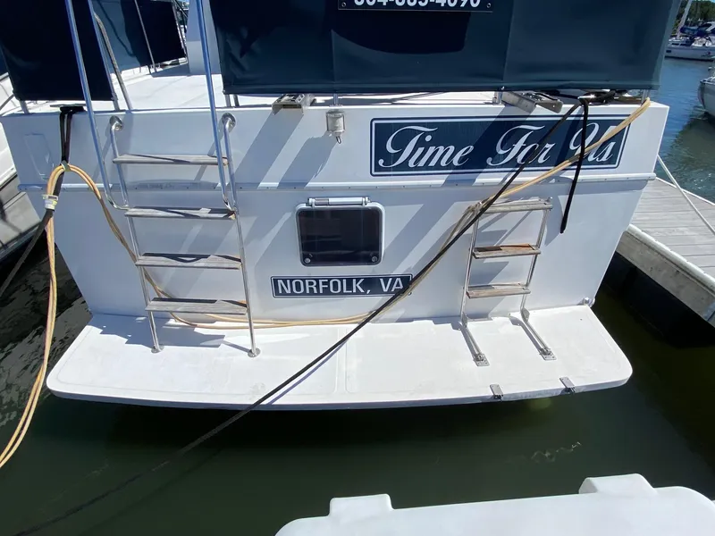 Slide: The Image of Ocean Alexander 390 - 3