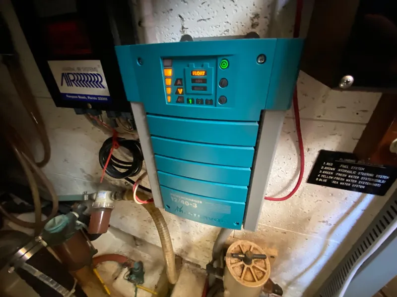 Slide: The Image of Ocean Alexander 390 - 35