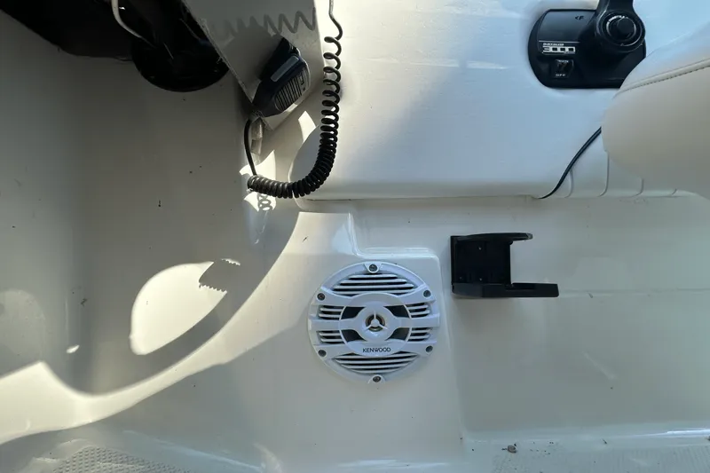 Slide: The Image of Bayliner 2355 CIERA SUNBRIDGE 1997 - 27