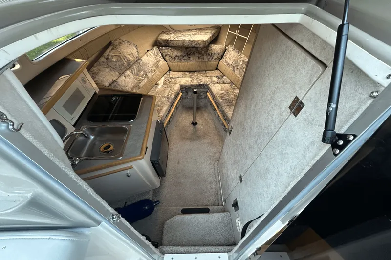 Slide: The Image of Bayliner 2355 CIERA SUNBRIDGE 1997 - 40