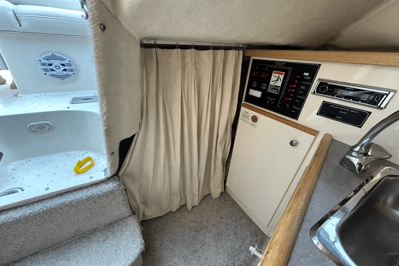 Slide: The Image of Bayliner 2355 CIERA SUNBRIDGE 1997 - 49