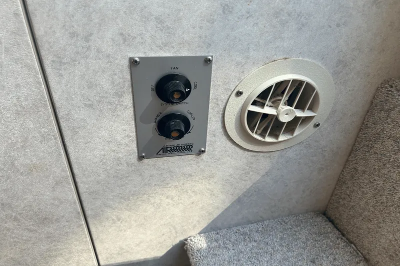 Slide: The Image of Bayliner 2355 CIERA SUNBRIDGE 1997 - 54