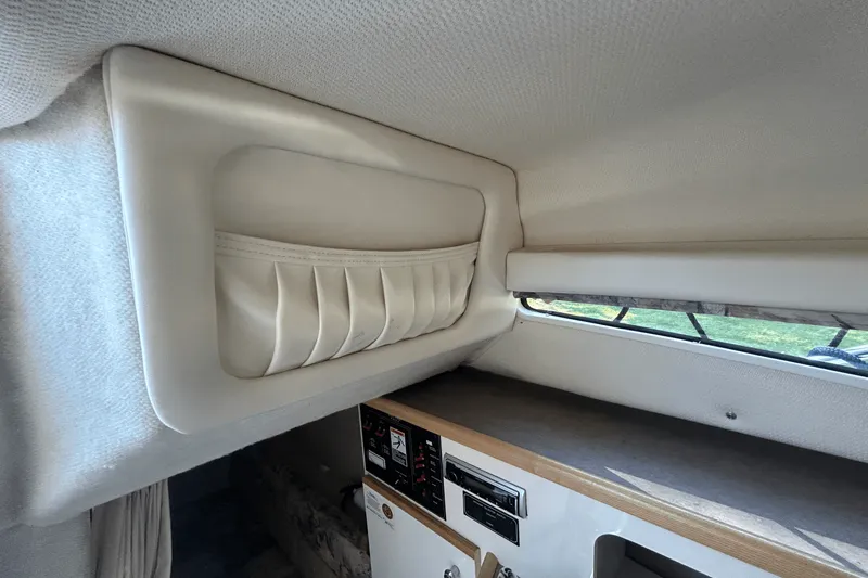 Slide: The Image of Bayliner 2355 CIERA SUNBRIDGE 1997 - 56