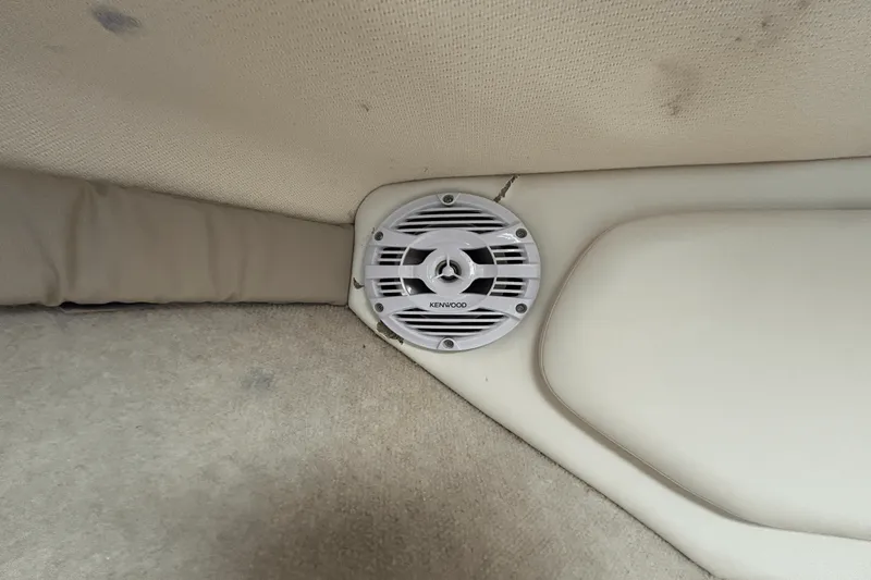 Slide: The Image of Bayliner 2355 CIERA SUNBRIDGE 1997 - 71