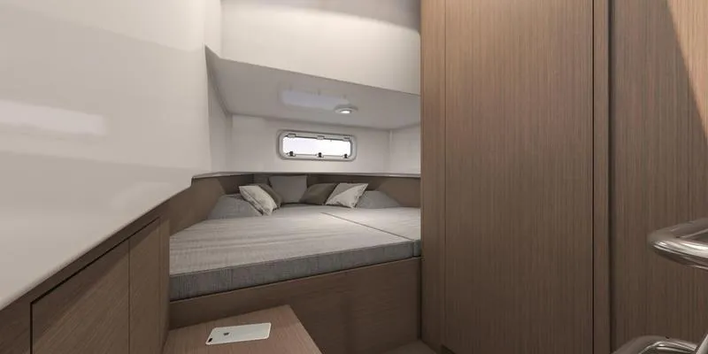 Slide: The Image of Interior of 2023 Beneteau Flyer 9 SPACEdeck with cozy bed. - 18