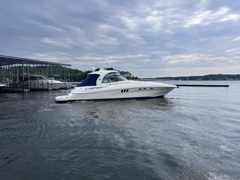 Slide: The Image of Sea Ray 52 SUNDANCER 2007 - 8