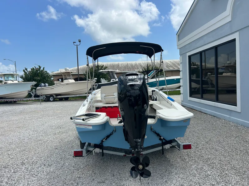 Slide: The Image of Boston Whaler 160 Super Sport 2027 - 6