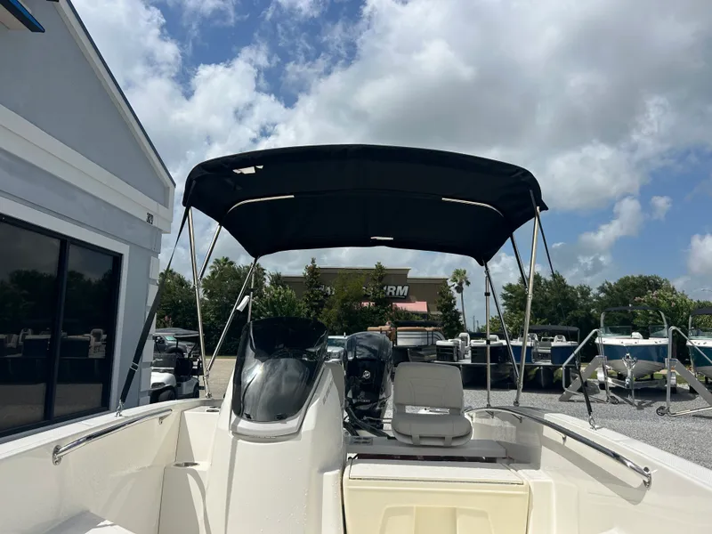 Slide: The Image of Boston Whaler 160 Super Sport 2027 - 19