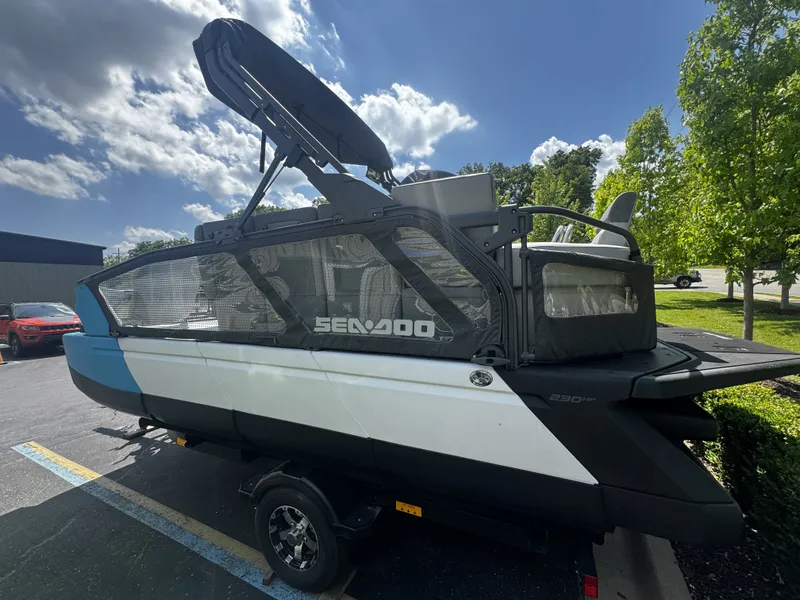 Slide: The Image of Sea-Doo 18 SPORT SWITCH 2023 - 14