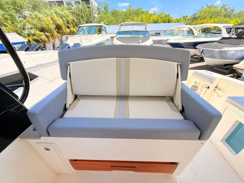 Slide: The Image of Boston Whaler 380 Realm 2026 - 37